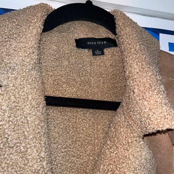 Brown suede jacket - Picture 2 of 3